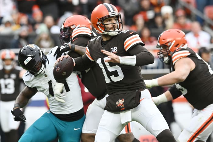 Dec 10, 2023; Cleveland, Ohio, USA; Cleveland Browns quarterback Joe Flacco (15) throws a pass during the first half against the Jacksonville Jaguars at Cleveland Browns Stadium.
